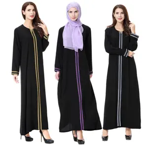 2023 Muslim Robe with Embroidery Stand Collar Thobe Arab Design Daffah Thobe Galabia Thawb Caftan Gown for Women