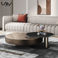 Ensemble de tables basses rondes modernes de luxe, tables centrales d'hôtel, tables basses de salon, cadre en métal avec combinaison de verre