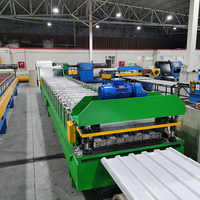 Máquina Formadora de Rollos de Lámina para Techo de Tres Capas con Rodamiento y Motor, Control PLC, Capacidad de 15-20 m/min