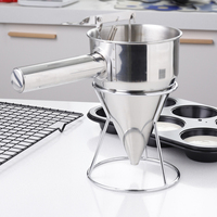 Outil de cuisson en acier inoxydable entonnoir passoire crêpes pâte distributeur Cupcakes gaufres distributeur Takoyaki boules fabricant