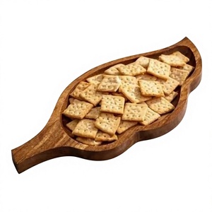 Assiette de service en bois en forme de feuille, plateau poli de style nordique, écologique, pour fête, fait main, en bois massif brun naturel - Product Image 1