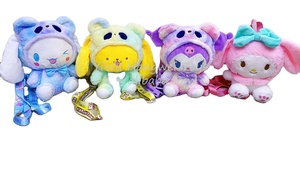 Venta al por mayor de fábrica: Mochila de peluche de 24 cm de Sanrio, con personajes como Kitty, Melody, Kuromi, Cinnamoroll, Stitch y <span class=keywords><strong>Pikachu</strong></span>. - Product Image 2