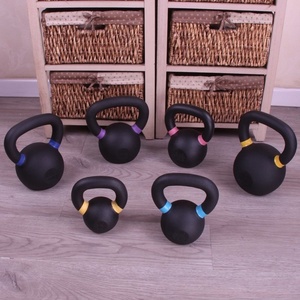 China Proveedor de oro Gimnasio Kettlebell Hierro fundido Recubierto de polvo negro para ejercicio de fuerza - Product Image 5