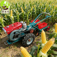 Le motoculteur de 15 CV peut être associé à plusieurs rangées de semoirs à maïs pour la plantation du maïs, facilitant ainsi le travail.