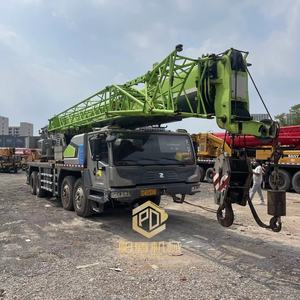 Moteur, boîte de vitesses, pompe et roulement pour grue mobile hydraulique Zoomlion ZTC700V552 de 70 tonnes, fabriqués en Chine - Product Image 1