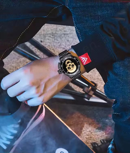 Hot Sale WWOOR 8835 Unique <b>Skull</b> Golden Male <b>Watch</b> Stainless Water Resist <b>Watches</b> 3D Pirate Style <b>Skull</b> Dials Decoration <b>Watch</b> - Product Image 3