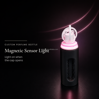 Flacon de parfum LED magnétique, atomiseur de parfum personnalisé pour les commodités hôtelières, comptoir de bar, cadeau, voyage, vente au détail, présentation