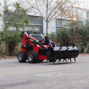 รถตักล้อยางขนาดเล็ก Soamte จากผู้ผลิตจีน รับประกัน 2 ปี เครื่องยนต์ Kubota มาตรฐาน EPA ปั๊ม YUKEN กำลัง 15.7 กิโลวัตต์ 0.03 ลูกบาศก์เมตร - Product Image 4