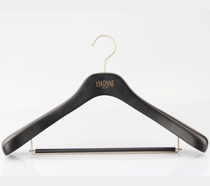 Sang trọng tùy chỉnh quần áo bằng gỗ áo phù hợp với móc áo với thanh khóa gỗ và vai rộng - Product Image 1