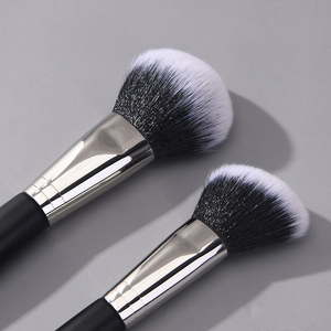 Set de 13 Brochas de Maquillaje Profesionales de Lujo para Mujer, con Pelo Sintético de Alta Calidad, Brocha para Corrector, Brocha para Cejas, Lápiz para Cejas y Máscara de Pestañas - Product Image 4