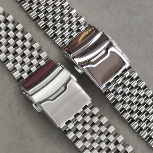 Extrémité de courbe 20mm <span class=keywords><strong>22mm</strong></span> maillons à vis solides remplacement de <span class=keywords><strong>bracelet</strong></span> de <span class=keywords><strong>montre</strong></span> 7 perles <span class=keywords><strong>Bracelet</strong></span> de <span class=keywords><strong>montre</strong></span> en acier inoxydable avec fermoir pliant - Product Image 4