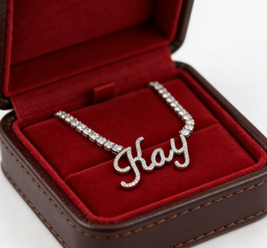 จี้ห้อยคอแบบปรับแต่งชื่อได้ <span class=keywords><strong>Hiisees</strong></span> ชุบทอง 18K พร้อมสร้อยคอเทนนิสประดับเพชร CZ สำหรับผู้หญิงผู้ชาย ทำจากทองเหลืองและเพชรซิร์คอน เหมาะสำหรับเป็นของขวัญ - Product Image 4