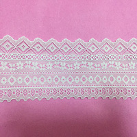 Bordure en dentelle élastique à motif géométrique