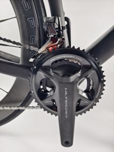 Vélo de route <span class=keywords><strong>Twitter</strong></span> de style le plus récent R18 entièrement en carbone avec groupe Ultegra R8170 Di2 sans fil, freins à disque 700c, vélo de course - Product Image 2