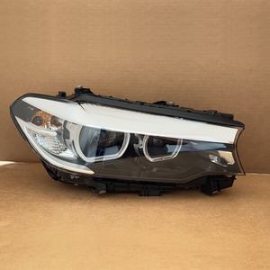 Phare LED Adaptatif pour <span class=keywords><strong>BMW</strong></span> Série 5 G30 G38 M5 <span class=keywords><strong>F90</strong></span> <span class=keywords><strong>520i</strong></span> 530i 540i 2017-2020 Côté Droit Version US Sans Module 8499120 - Product Image 2