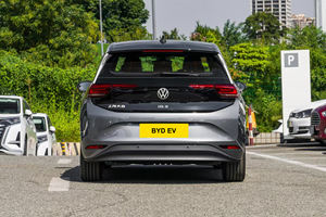 2025 para VW <span class=keywords><strong>ID3</strong></span> Hatchback coche eléctrico <span class=keywords><strong>4x4</strong></span> 450KM rango 5 plazas 2 unidades caja de cambios automática batería de litio girar Vehículo de energía - Product Image 6