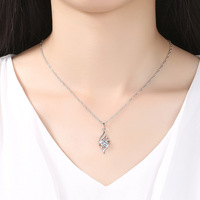 Femmes élégant minimaliste luxe Style ange ailes pendentif collier Zircon incrustation clavicule chaîne à la mode mode bijoux cadeau