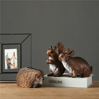 Vente en gros d'accessoires de décoration intérieure nordiques, statues d'animaux en résine, décorations de table, ornements nordiques, décoration intérieure