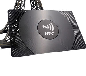 Carte personnalisée en métal noir mat Carte NFC en acier inoxydable or métal noir Rfid en métal - Product Image 2