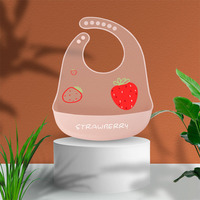 CHINFAI Vente en gros de bavoirs pour bébés personnalisés et durables, bavoirs en silicone mignons avec fermeture à bouton, OEM pour l'alimentation des bébés