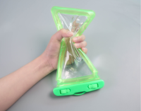Vente chaude pochette de téléphone étanche eau flottant coque de téléphone étanche natation plongée sèche housse de sac suspendu pour iPhone 15 pro
