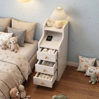 Table de chevet minimaliste moderne extra-étroite, armoire latérale large et basse pour chambre à coucher dans les espaces restreints