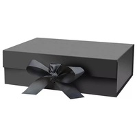 Vente en gros de boîte de papier d'emballage cadeau pliable magnétique noir à prix raisonnable papier d'art utilisé pour l'impression de gaufrage de produits