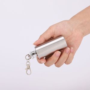 Borraccia Portatile Cilindrica Piccola per Liquori, Mini Fiaschetta da 1 oz 2 oz in Acciaio Inossidabile con Portachiavi - Product Image 2