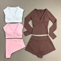 Ensemble de sport 2 pièces pour femme : haut à manches longues col en V et short – Tenue de yoga, fitness, course et cyclisme ajustée