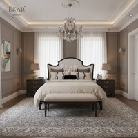 Lit rembourré EKAR Versailles Royale |   Cadre de lit en tissu capitonné classique français