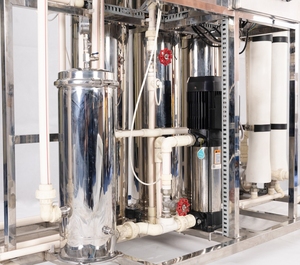 Système d'osmose inverse industrielle 500LPH Machine de traitement d'eau potable avec composant de moteur de noyau de moteur 220V - Product Image 5