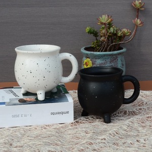 GZYSL Factory custom drink tea coffee cup Giftware witches brew tazza in ceramica nera bianco rosa blu <span class=keywords><strong>strega</strong></span> calderone tazza smerigliata - Product Image 3
