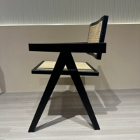 Chaise en bois moderne avec accoudoirs, chaise en rotin