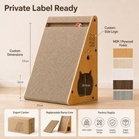 Grattoir pour chat en carton ondulé incliné, rampe en MDF de 57 cm, planche à gratter pour chat avec cachette pour chats d'intérieur OEM/ODM