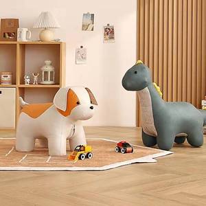 Taburete de madera maciza con forma de dinosaurio para niños, asiento infantil, taburete para cambiar zapatos en la entrada, silla infantil duradera de diseño moderno - Product Image 1