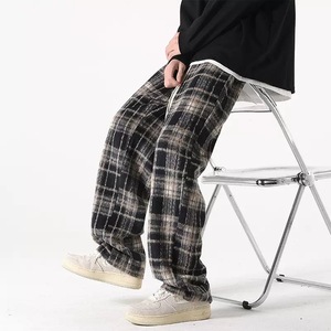 Pantalon de survêtement ample et large pour homme, style vintage Y2K, en flanelle à carreaux, personnalisé par le fabricant - Product Image 2