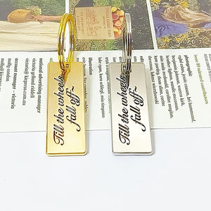 سلسلة مفاتيح معدنية مخصصة بشعار على شكل حرف، حلقة مفاتيح مرصعة بالكريستال والأحجار الكريمة - Product Image 6