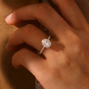 Ювелирные изделия из серебра 925 пробы с позолотой, кольцо с овальным муассанитом 5 карат VVS GRA в оправе «четыре лапки», роскошное обручальное кольцо для женщин - Product Image 2