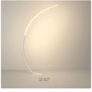 Lampadaire LED en aluminium pour chambre à coucher Lampe de chevet sur pied en acrylique Lampe de sol décorative Personnalité Créative Canapé - Product Image 3