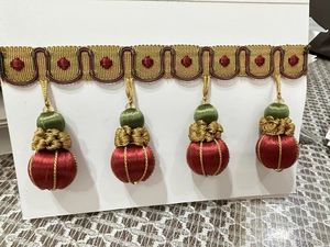 थोक हस्तनिर्मित लक्जरी टासल 100% पॉलिएस्टर ब्रेडेड एज ट्रिमिंग, पर्दे और सोफे के लिए बीम के साथ - Product Image 4