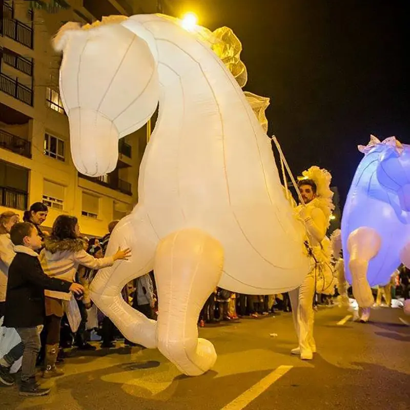 Outdoor White Inflatable Walking Horse / Inflatable Horse Animal Costume Parade Decoration for Advertising