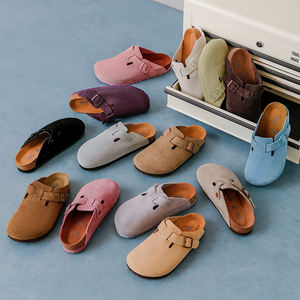 Zuecos Birkenstocks de Mujer en Stock, Zapatos de Gamuza y Cuero Tipo Mules con Soporte para el Arco y Corcho Cómodo - Product Image 4