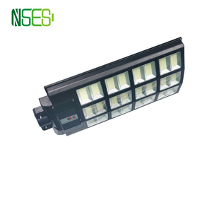 Lumen élevé tout en un lampadaires solaires 3000W 4000W 5000W LED extérieure étanche IP66 lampadaires pour Cites et Rural - Product Image 5