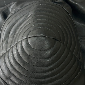 Giacca in <span class=keywords><strong>Pelle</strong></span> Corta Personalizzata da Donna, Giacca in <span class=keywords><strong>Pelle</strong></span> Nera Punk Cool, Personalizzazione <span class=keywords><strong>di</strong></span> Fabbrica, Vendita Diretta - Product Image 4