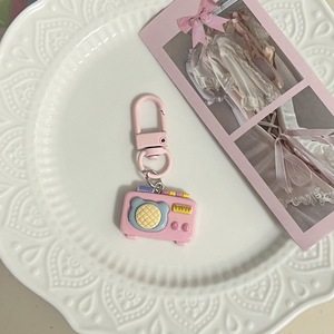 Adorable breloque suspendue en forme d'ours rose sonore, porte-clés mignon de dessin animé - Product Image 6