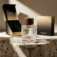 Flacon de parfum en verre transparent rond de luxe rechargeable de 50 ml et 100 ml, flacon de parfum vide avec bouchons en bois