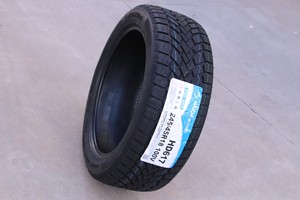 Pneu radial HAIDA HD617 185/60R15 195/65R15 résistant au froid hivernal, design à rainures fines, dégagement rapide de la neige, utilisation sûre pour les voitures familiales - Product Image 4