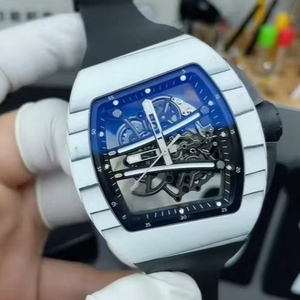 Reloj deportivo de lujo para hombre, esfera hueca de fibra de carbono, movimiento mecánico personalizado, reserva de marcha, diseño moderno - Product Image 1