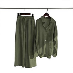 <span class=keywords><strong>Completo</strong></span> Estivo 2025 da <span class=keywords><strong>Donna</strong></span> in Stile Retrò: Camicia Oversize in Cotone e <span class=keywords><strong>Lino</strong></span> con Pantaloni Lunghi a Vita Alta - Product Image 1