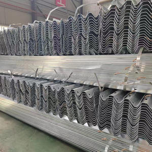 Barreras de tráfico de acero galvanizado de alta calidad de fábrica de China, barandilla de seguridad contra choques para uso en áreas urbanas - Product Image 2